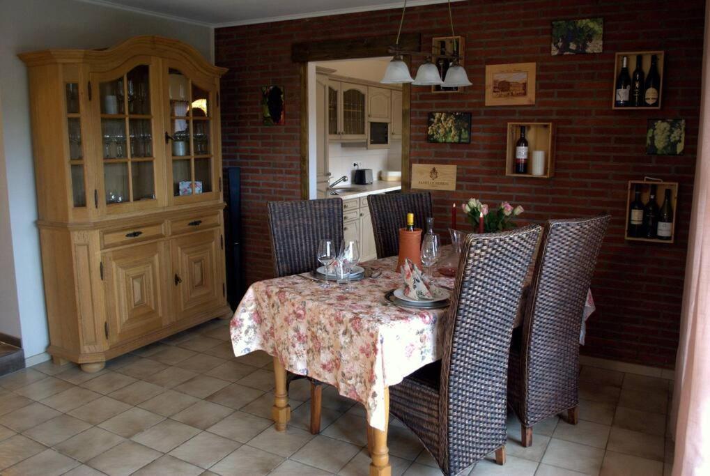 Casavitis Erholung Am Weinberg Lontzen Exterior foto